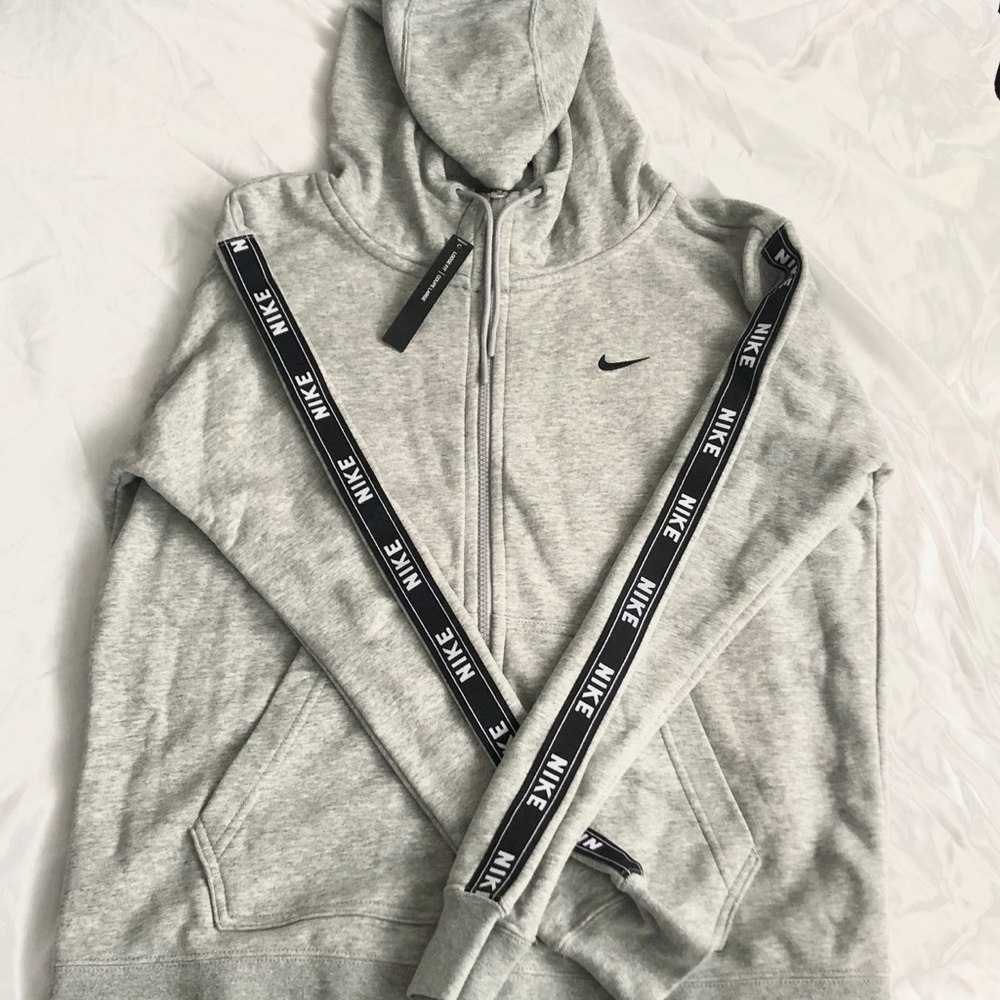Nike gray sweater loose fit